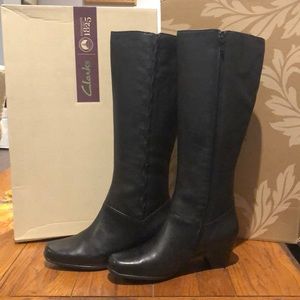 Clarks black leather Cardy boots